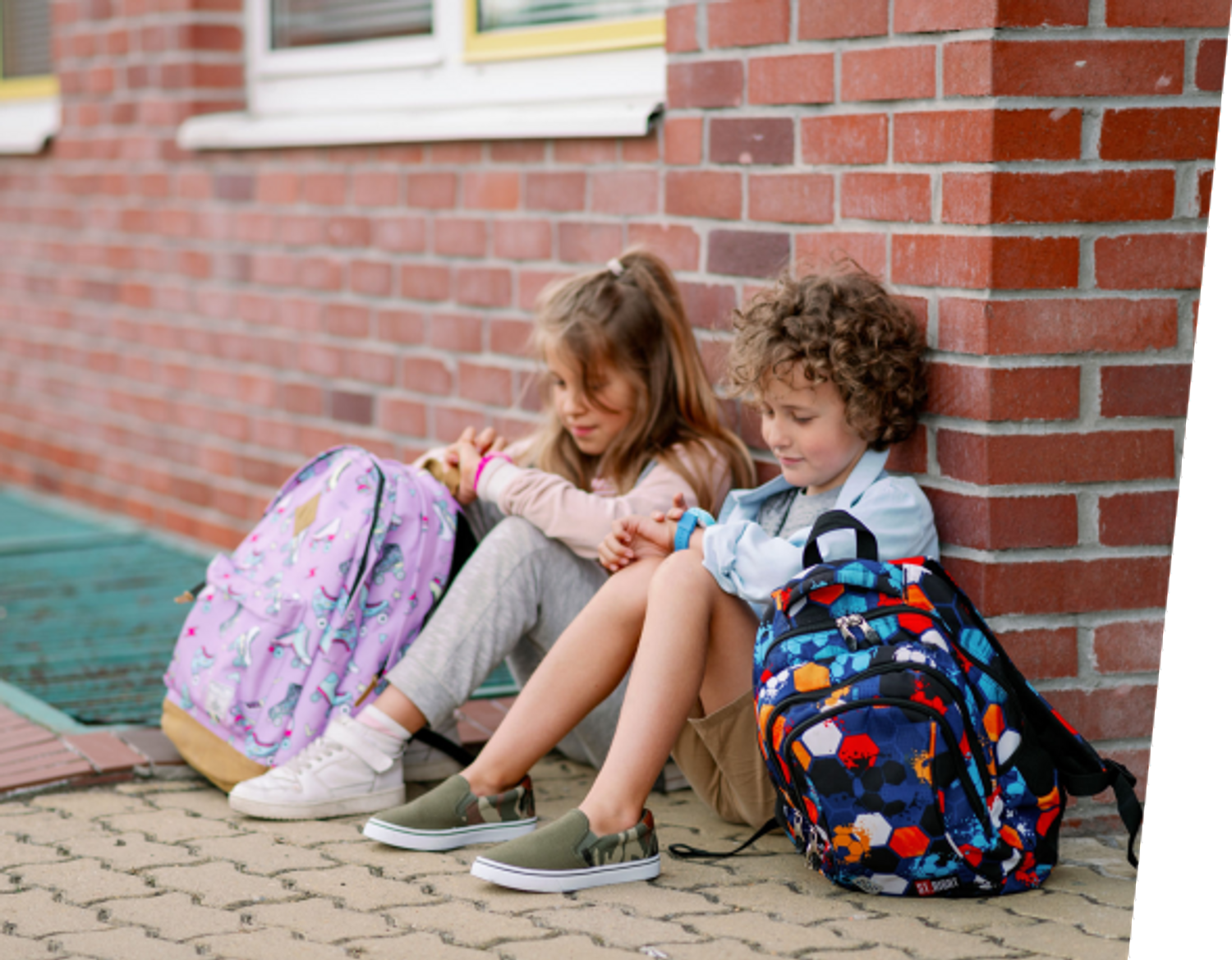 Smartwatch dla dzieci Garett Star 4G niebieski, to nauka samodzielności z zachowaniem bezpieczeństwa (1).jpg